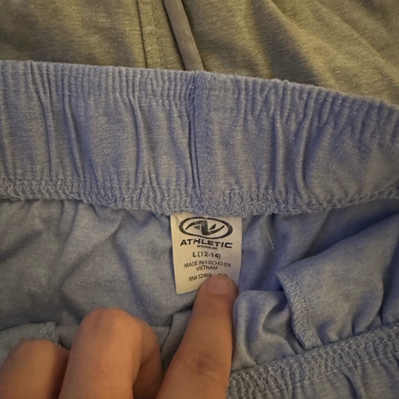 Women’s Shorts- Set of 3 - Picture 3 of 4